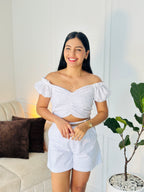 BLUSA CORTA DE OJALILLO BLANCA