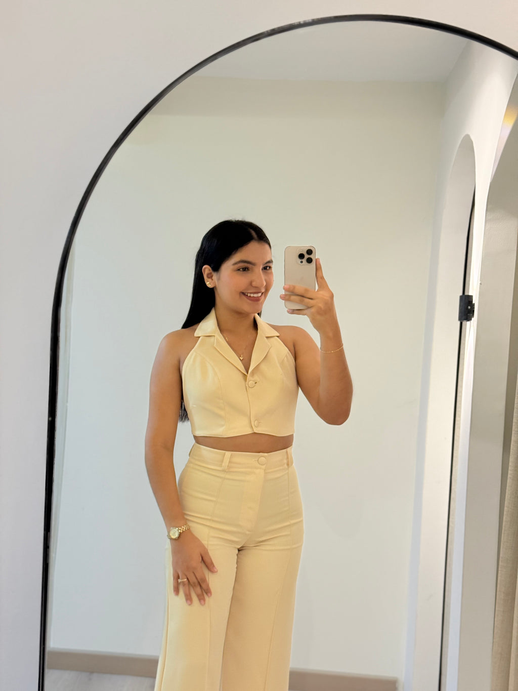 PANTALÓN DE LÍNEA AMARILLO