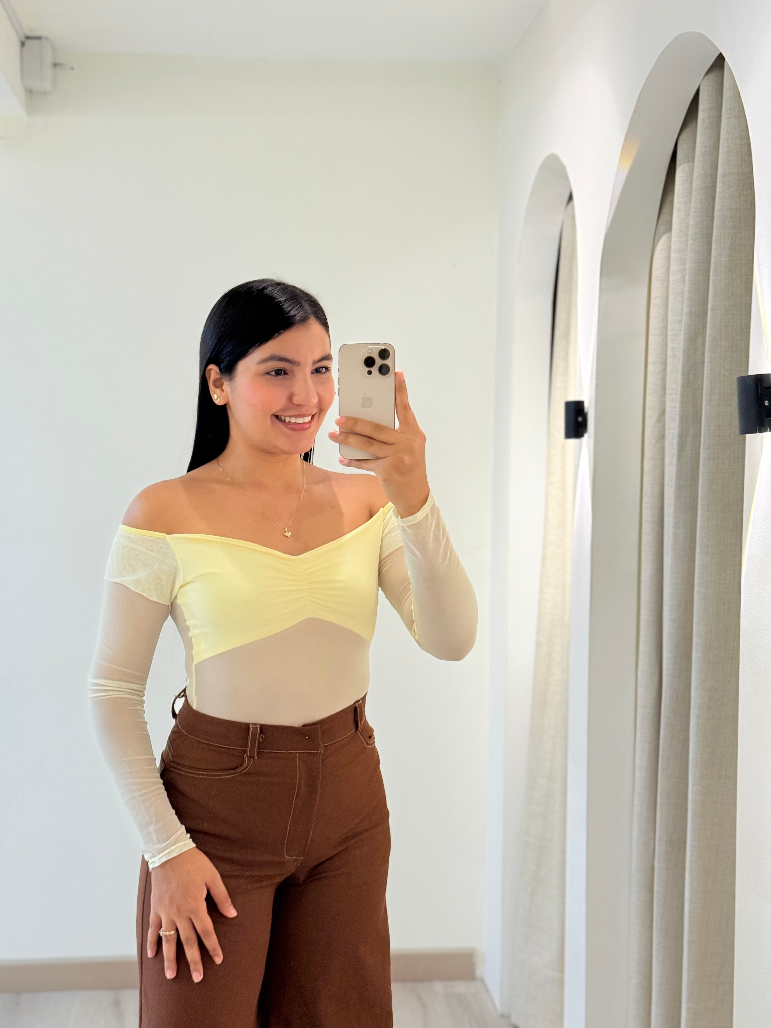 BODY NOVA AMARILLO
